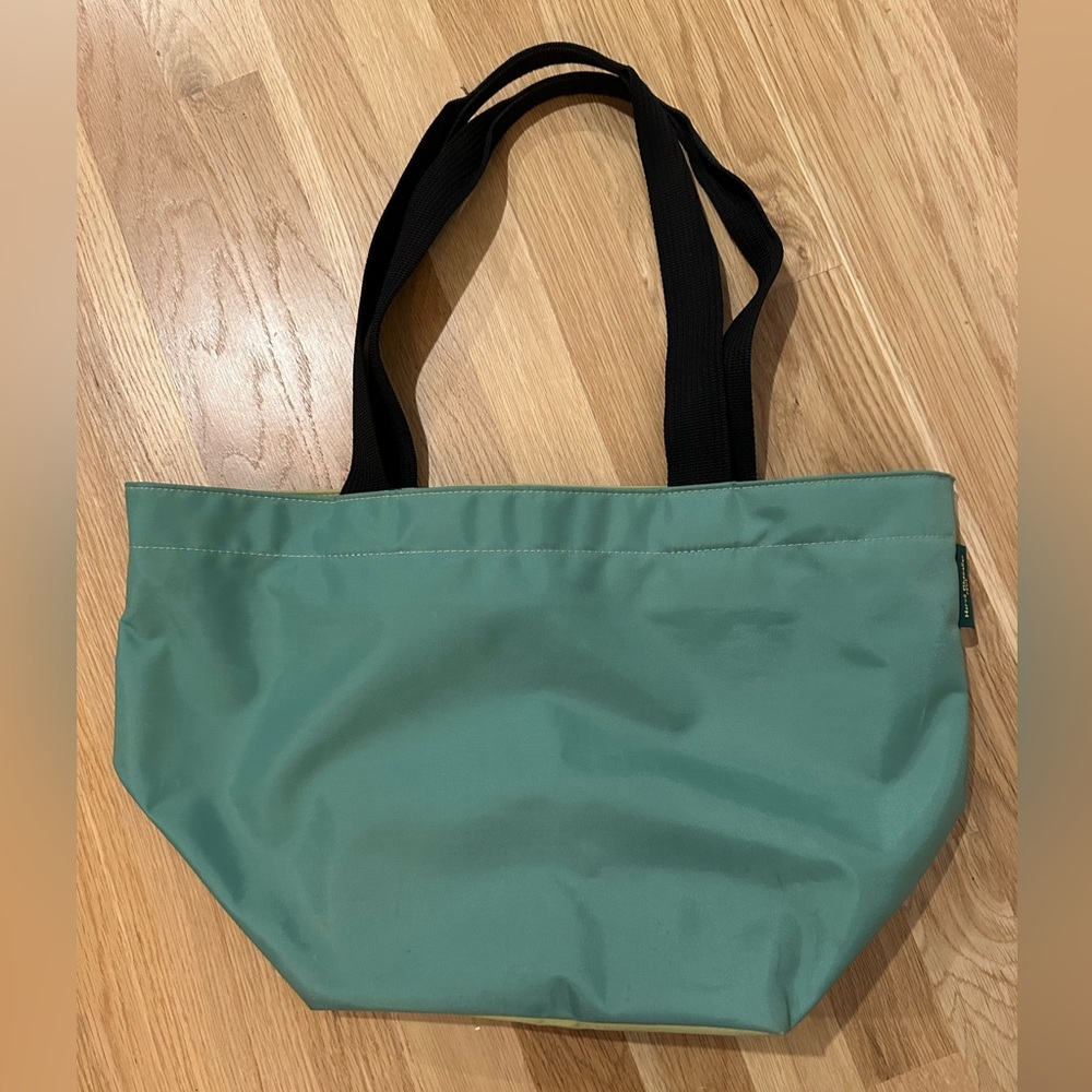 Herve Chapelier 925 tote in green. Good condition and great everyday bag!